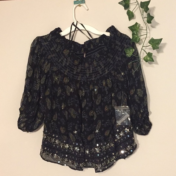 XSOLDXFree People Age Of Aquarius Top - Picture 7 of 15